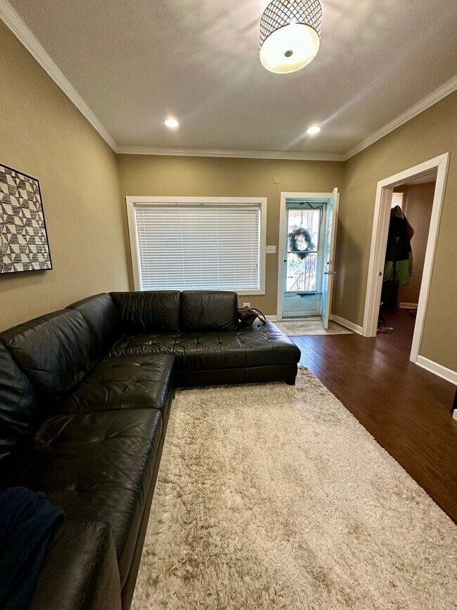 Photo - 3619 S Rockwell St