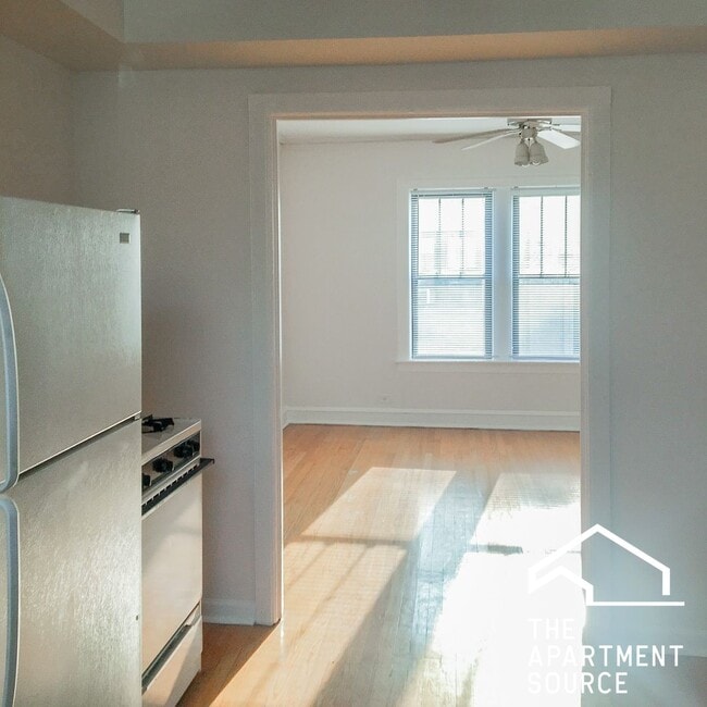 Photo - 1944 W Wilson Ave Unit 3N