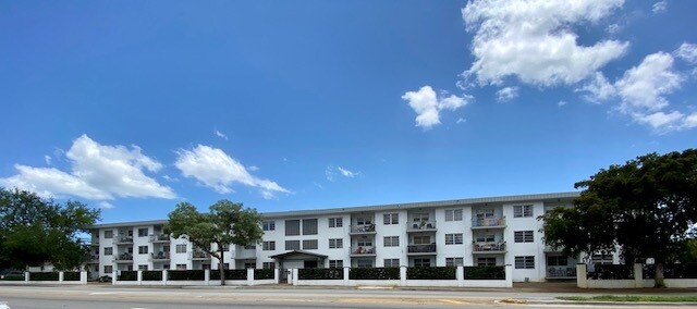 Photo - Alhambra Apartments