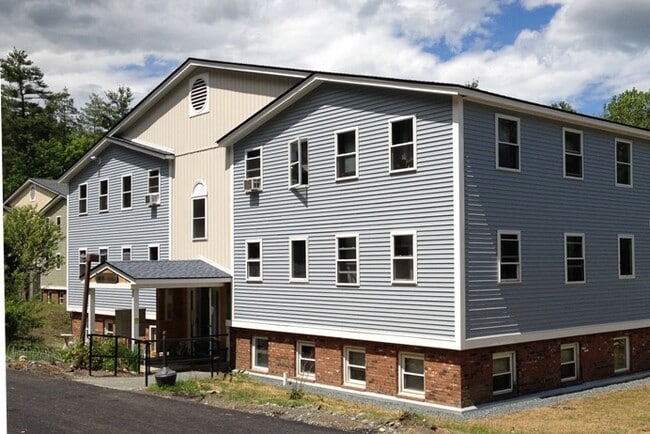 The Briars - The Briars Apartments