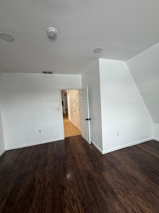 Photo - 197 S 11th St Unit 3