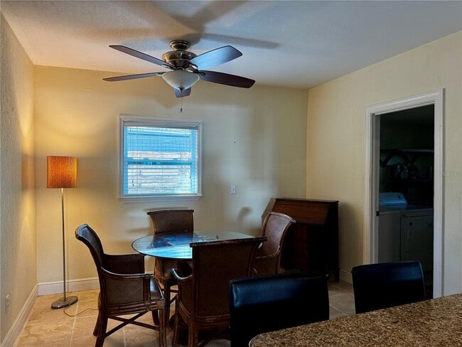 Photo - 2559 Arlington St