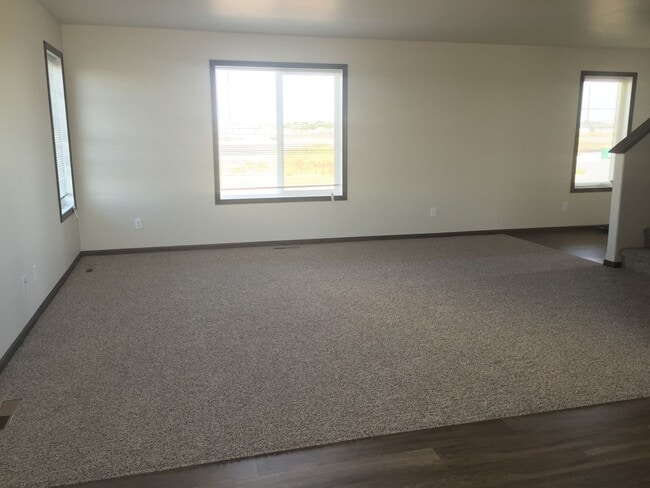 Photo - 5 Bedroom Home