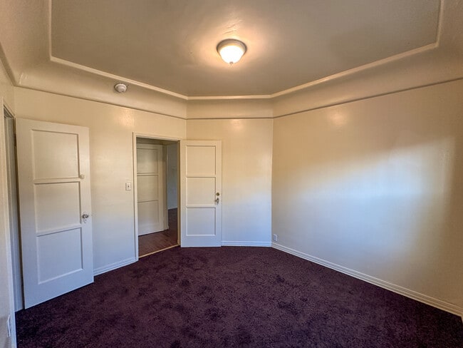 4264 Leimert Blvd