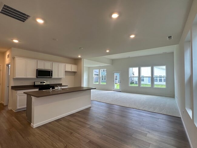 2656 Lawlor Ln