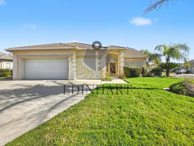 Photo - 5774 N State St