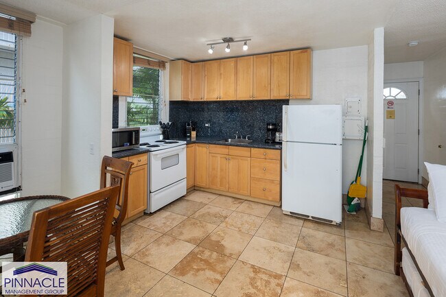 Photo - 240 Lili?uokalani Ave Unit 202