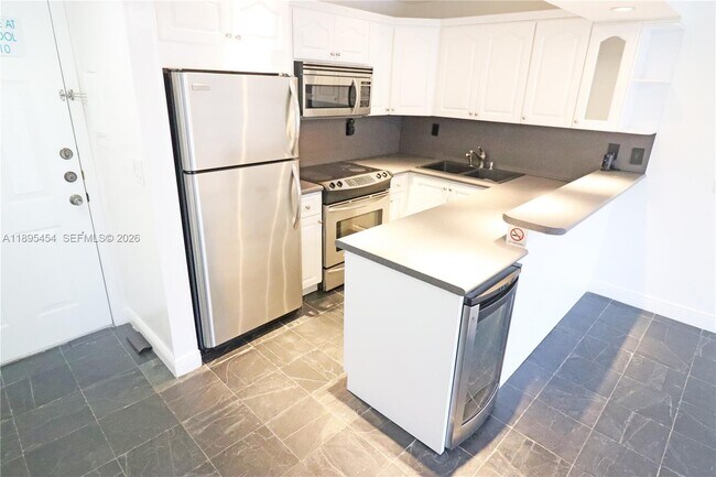 Photo - 9301 SW 92nd Ave Unit A210