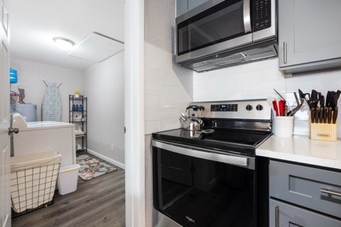 Photo - Holly Park Square Apartments Unidad 506