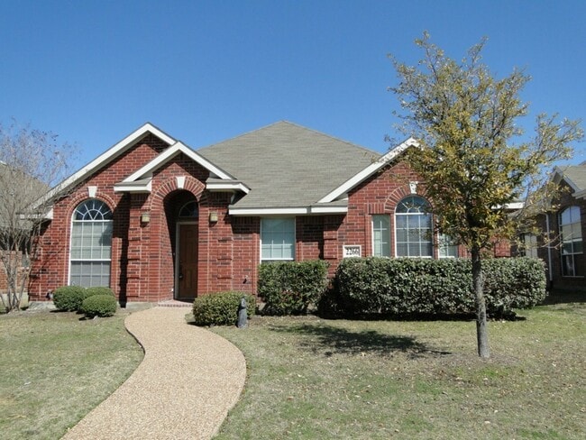 Building Photo - A great house in great condition at great ...