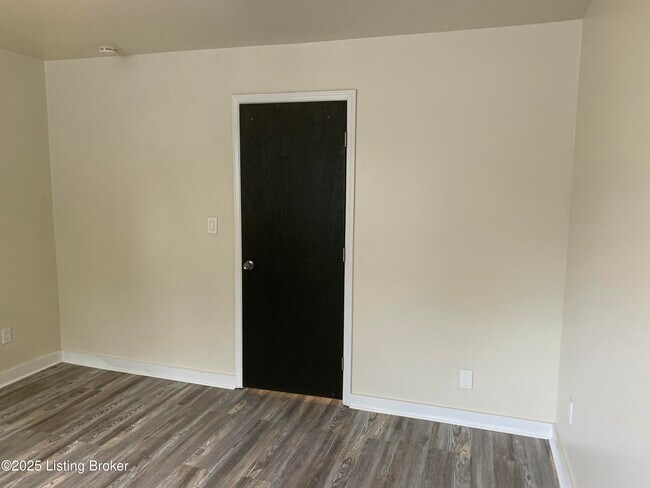 1917 Frankfort Ave Unit 2
