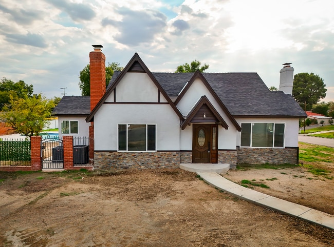 Photo - 501 Magnolia Ave