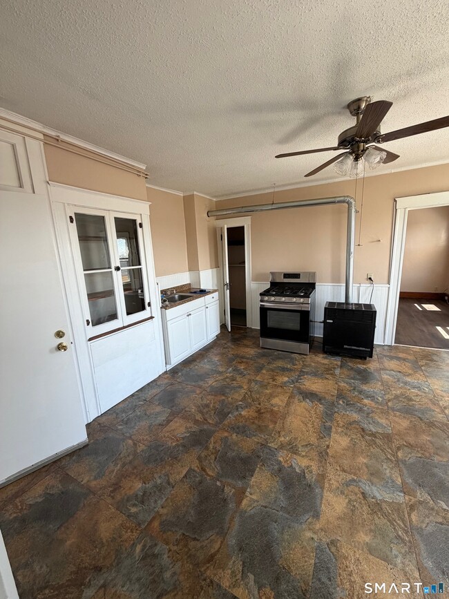 Photo - 60 Booth St Unit 3S