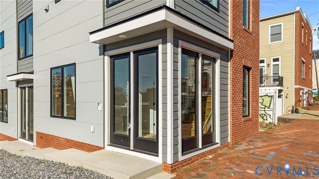 Photo - 220 N 20th St