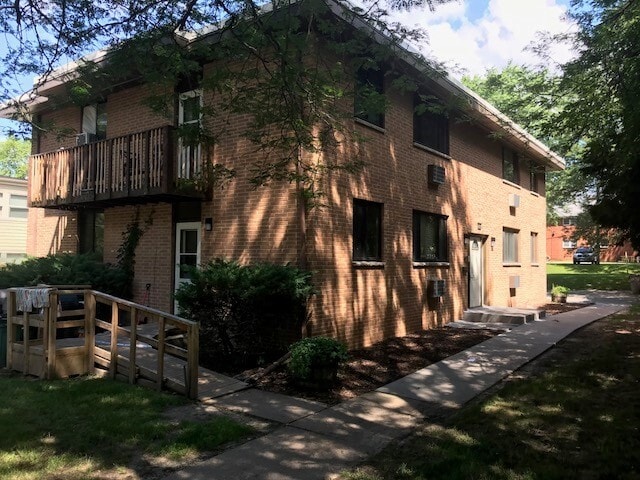 Photo - 5718 Balsam Rd