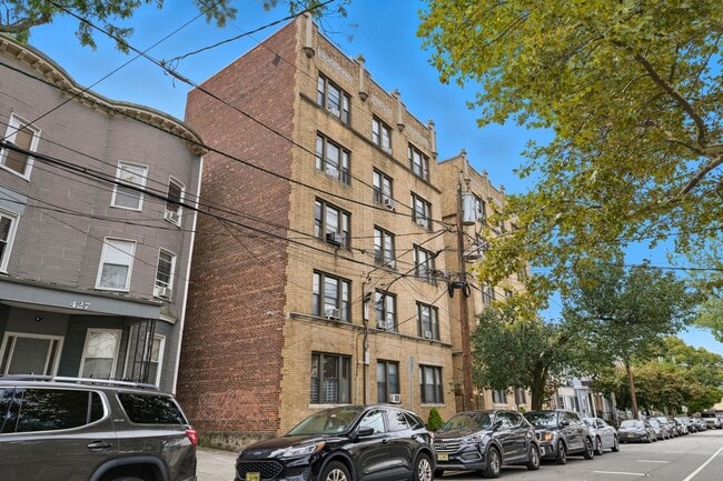 Photo - 429 Fairmount Ave Unit 106