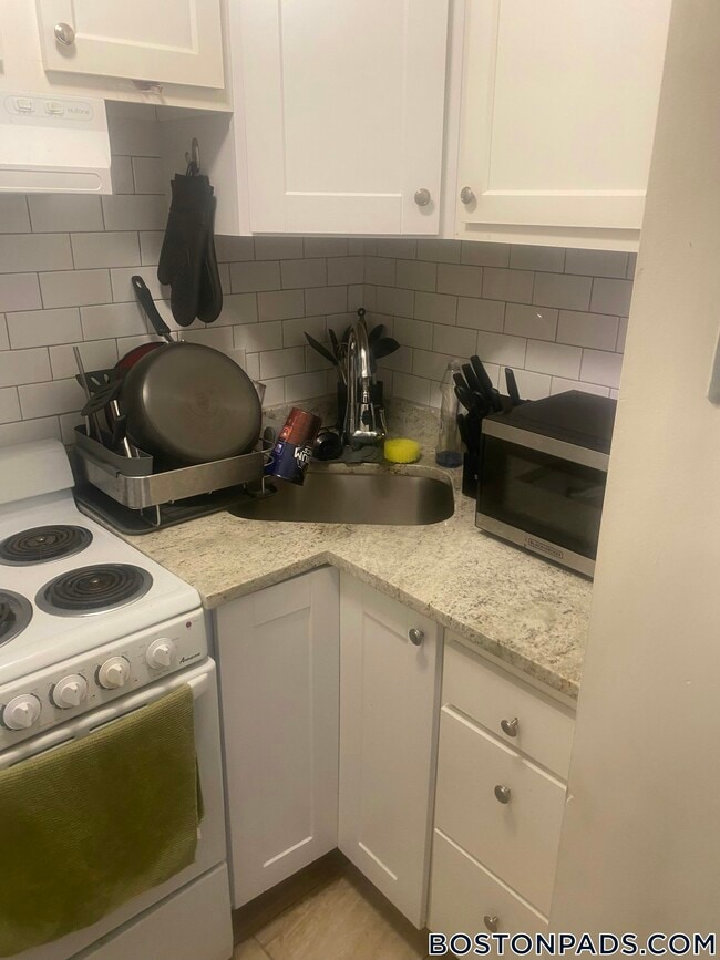 Photo - 2018 Commonwealth Ave Unit 7