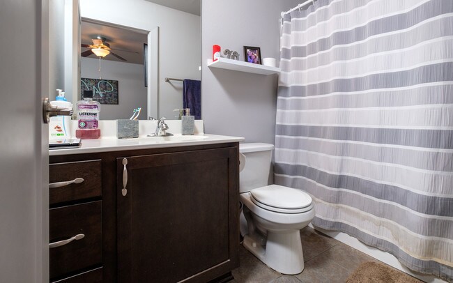 Photo - 174 NE 49th St