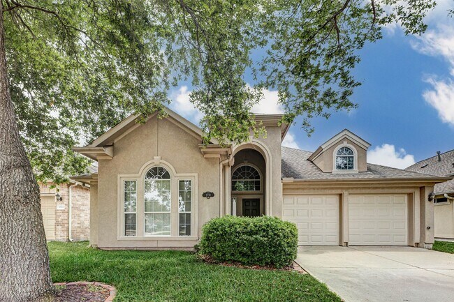 Building Photo - 2718 Ridgeglen Ln