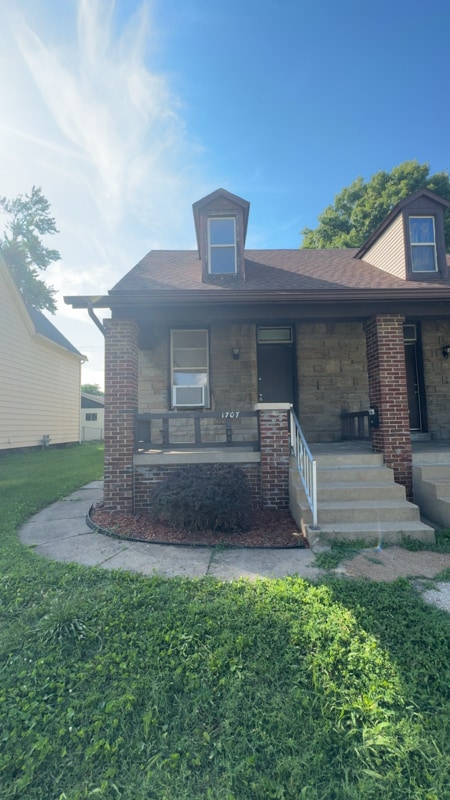 Photo - 1707 N Church St House