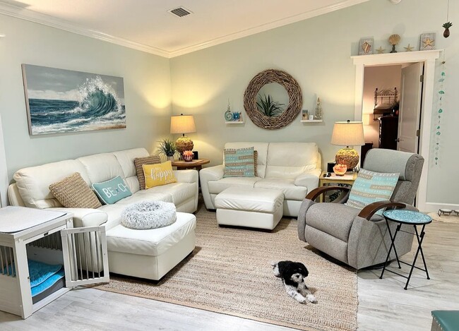 Photo - 5289 Palm Dr Unit 1