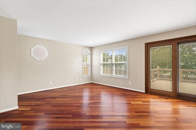 Photo - 10 Sassafras Ln