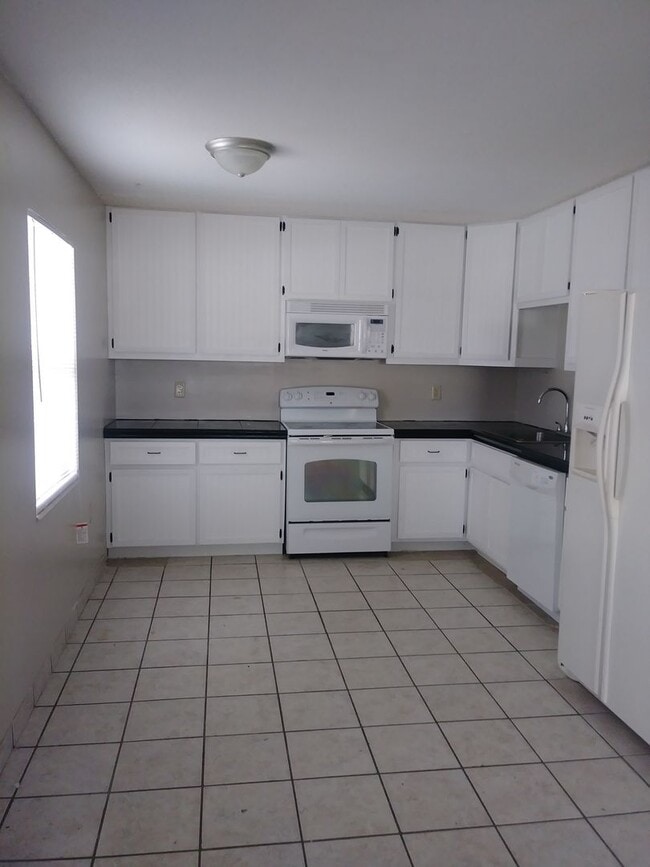 Photo - Floyd Properties FL, Inc. Unidad 1