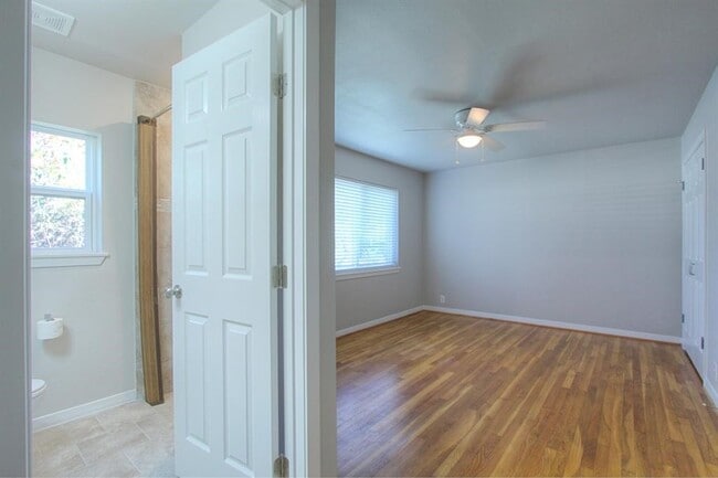 Photo - 5611 Arboles Dr