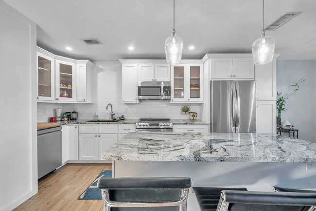 Photo - 4728 Beach Dr SE Unit A