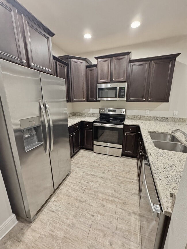 Photo - Navarre Lifestyle Living – Minutes to Beach & Base