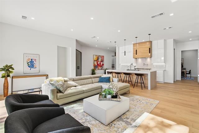 Photo - 7619 Robin Rd