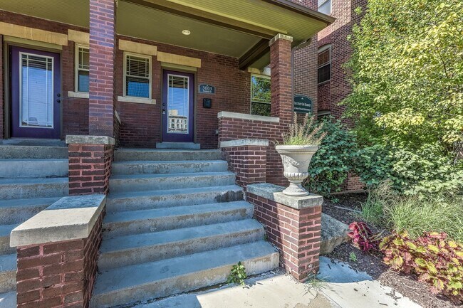 Photo - 3001 Harney St Unit 3003  C1764