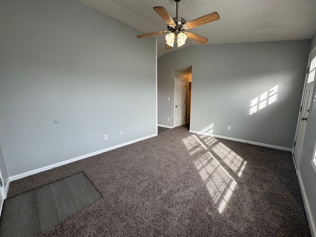 Photo - Spacious 3 bedroom, two bathroom home close to GM, Magna and Industrial Park