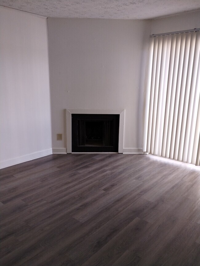 Stonebridge Apartments