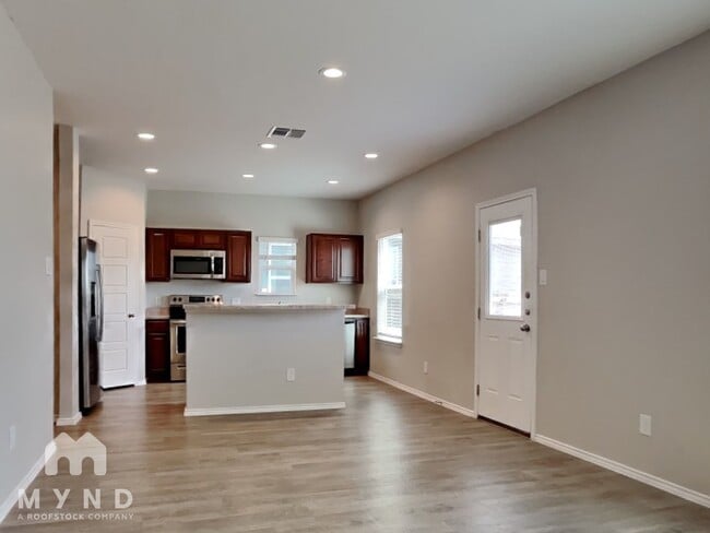 Photo - 7504 Rose Robin Run Ct