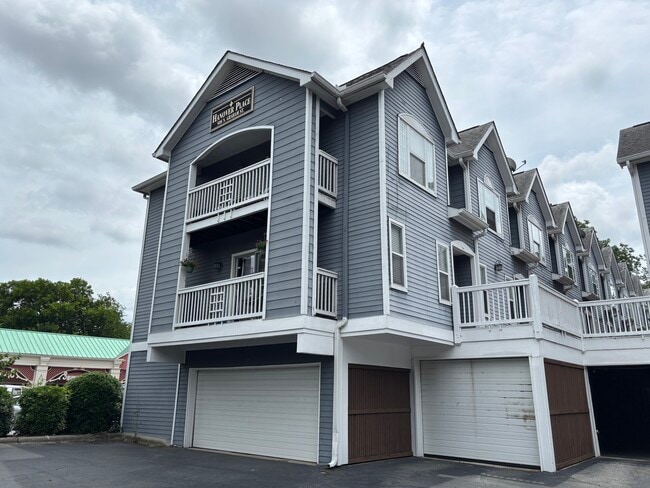 Building Photo - 508 N Graham St Unit N Rental