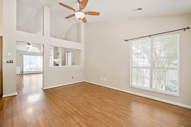Photo - Beautiful 3 Bedroom Ranch Home Located In Ballantyne Area