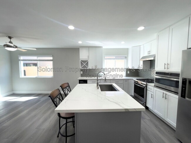 1956 Palmer Dr