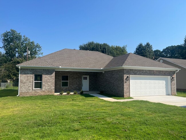Building Photo - New construction near Air Base Rental