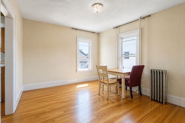 27 Franklin Ave