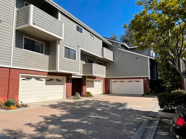 Photo - 19 Tiburon Ct Townhome