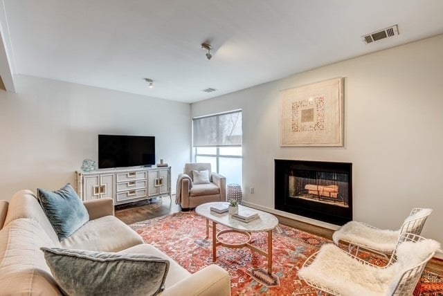 4122 Travis St Unit 2