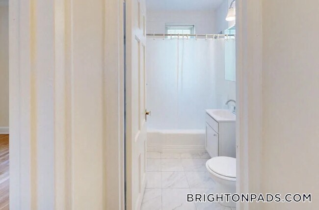 Photo - 75 Kilsyth Terrace Unit 2A