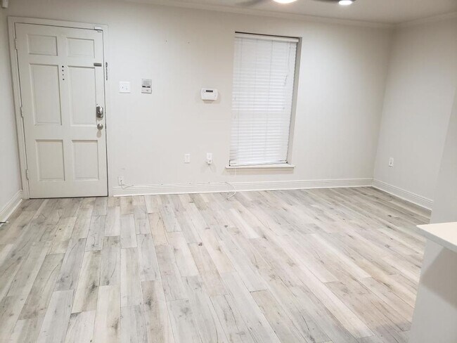 Photo - Renovated Condo steps from Maple Street & St Charles!
