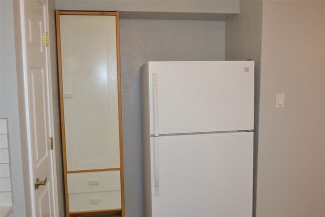 Photo - 7410 Crystalglen Dr