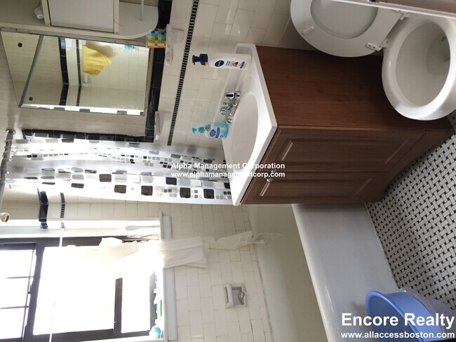 Photo - 349 Pleasant St Unit B2-6