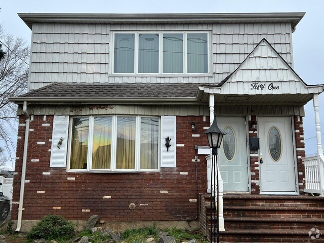 Building Photo - 51 Baisley Ave Unit 2 Rental