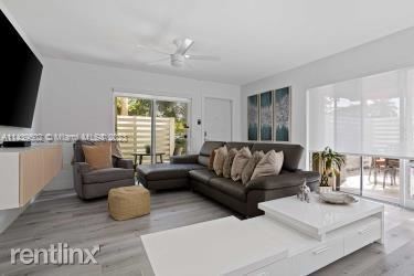 Photo - 3 br, 2.5 bath Townhome - 575 NW 98th Ave