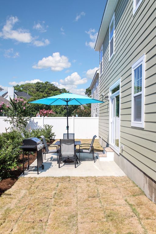 Photo - 317 26th Half St