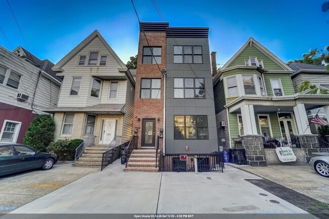 Building Photo - 2765 John F. Kennedy Blvd Unit 1